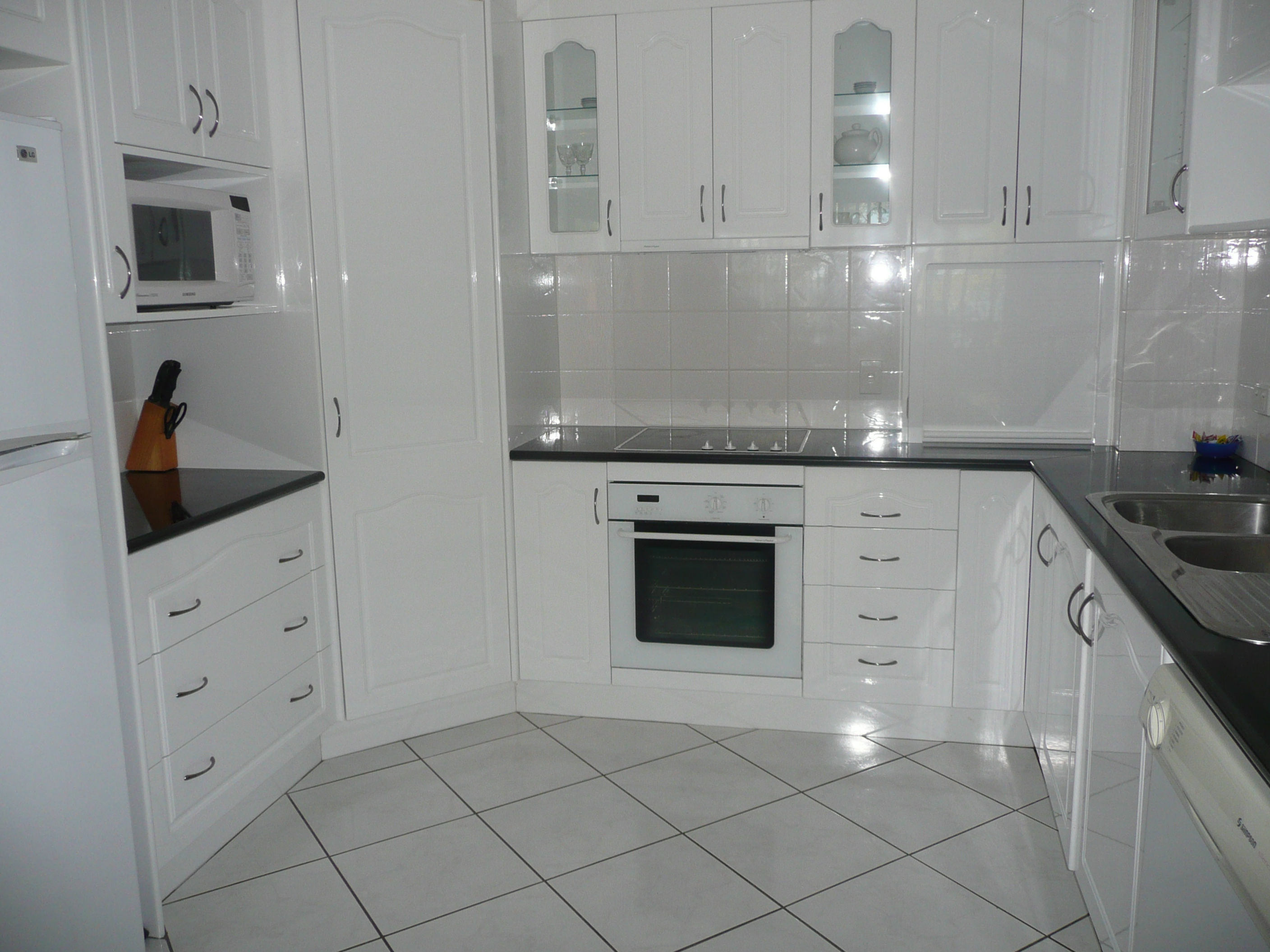 permanent kitchen islands accomodation bribie island the gums anchorage and permanent kitchen islands accomodation bribie island the gums anchorage and